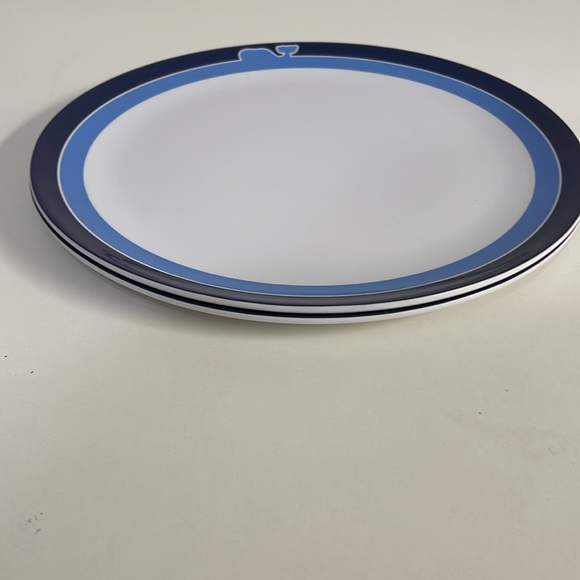 Set of 2 Vineyard Vines Melamine Plates - Picture 2 of 4